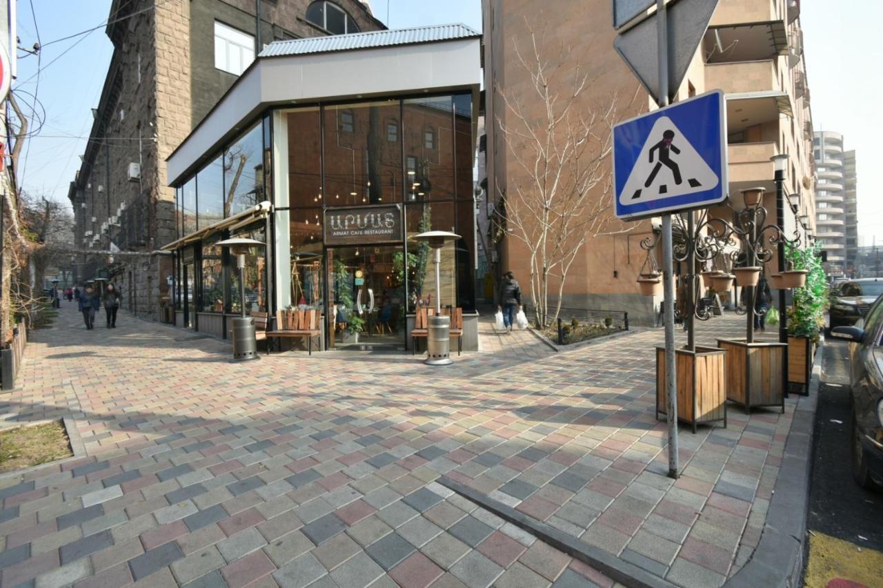A&X Hostel And Tours Jerevan Eksteriør bilde